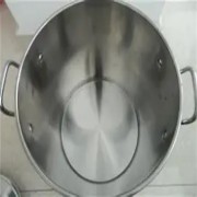 小苏打拯救烧焦的锅具